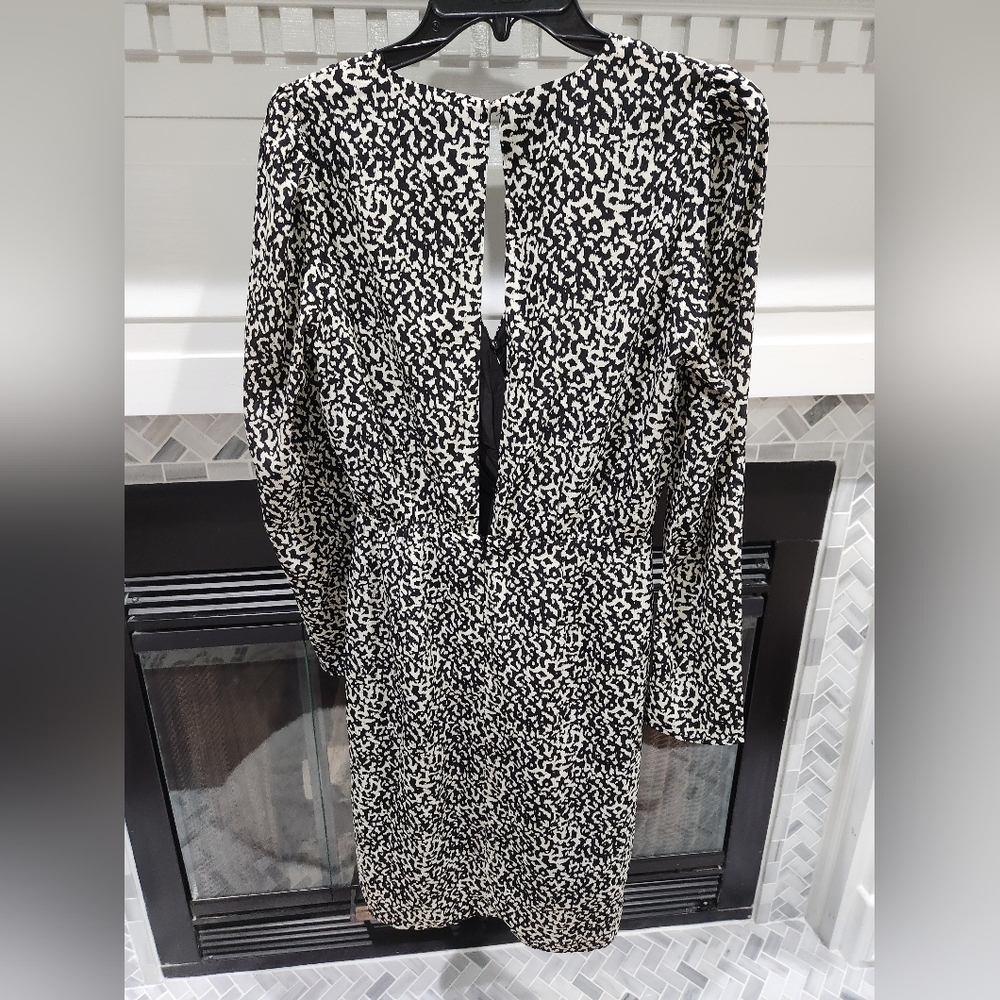 NWT Lucy Paris Izzy Long Sleeve Surplice Black and White Mini dress XS - Picture 3 of 4